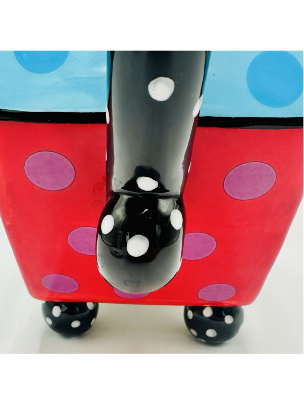 Romero Britto Butterfly Teapot 2009 Signed Ceramic Whimsical Artsy 9.5” x 8” - Picture 12 of 15